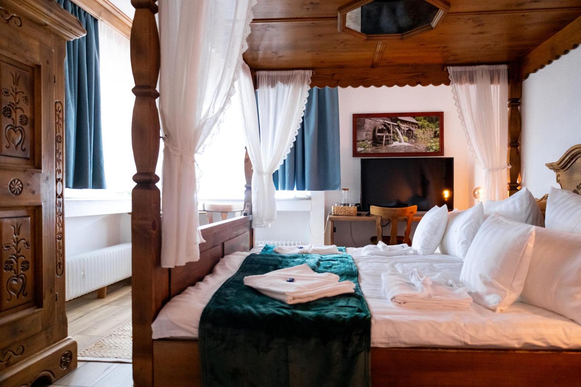 Hotel Zum See, Titisee Eksteriør bilde
