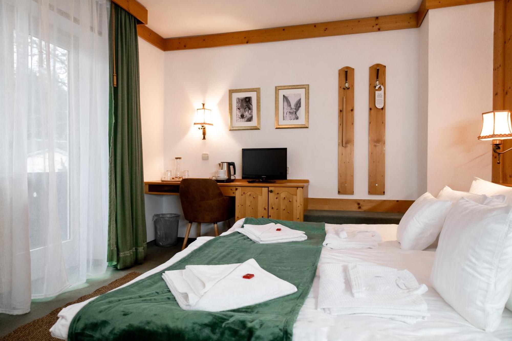 Hotel Zum See, Titisee Eksteriør bilde